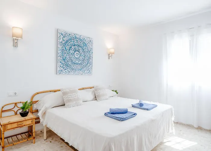 Vargas By Interhome Nyaraló Denia